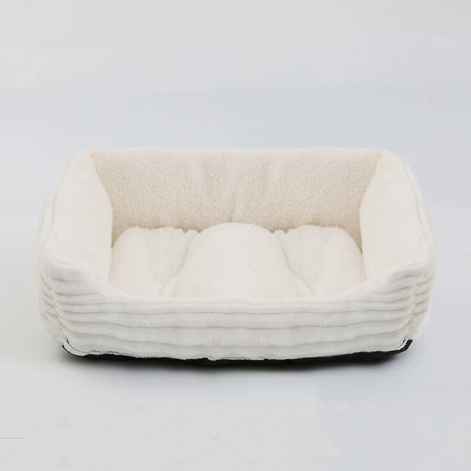 Cama Pet Quadrada Pelúcia - Sofá Confortável para Cães e Gatos